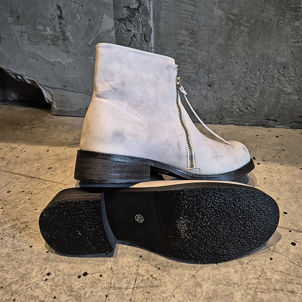 Off-White Cowhide Leather Cross Zip Boots