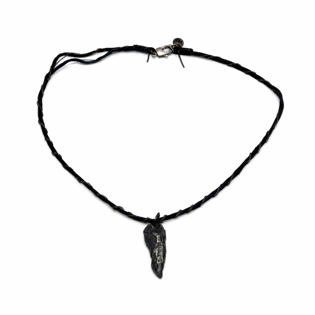 STONE NECKLACE