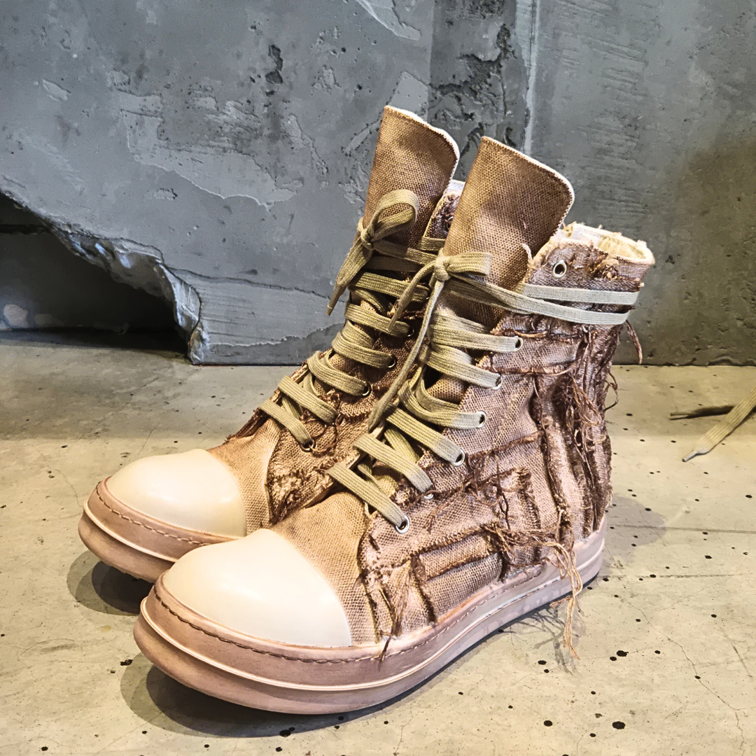 Frayed Wrap High Top in Sand