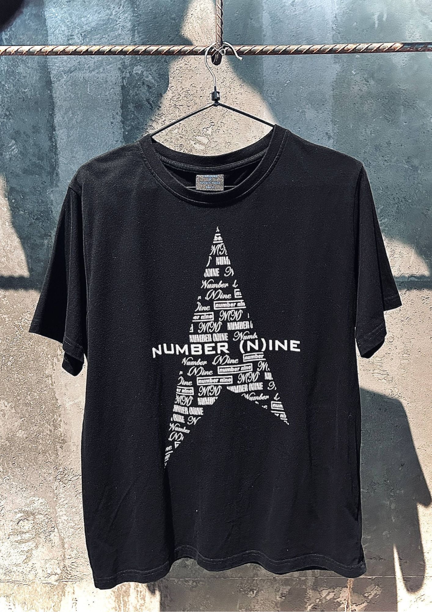 Number (N)ine Star Logo T-Shirt – Black