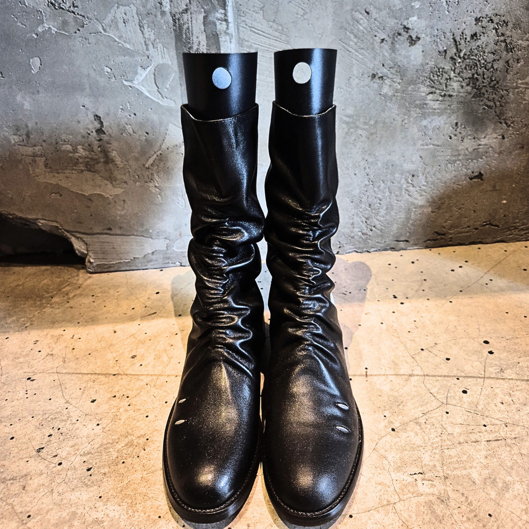 RAZOR SLIT STACKED BOOTS