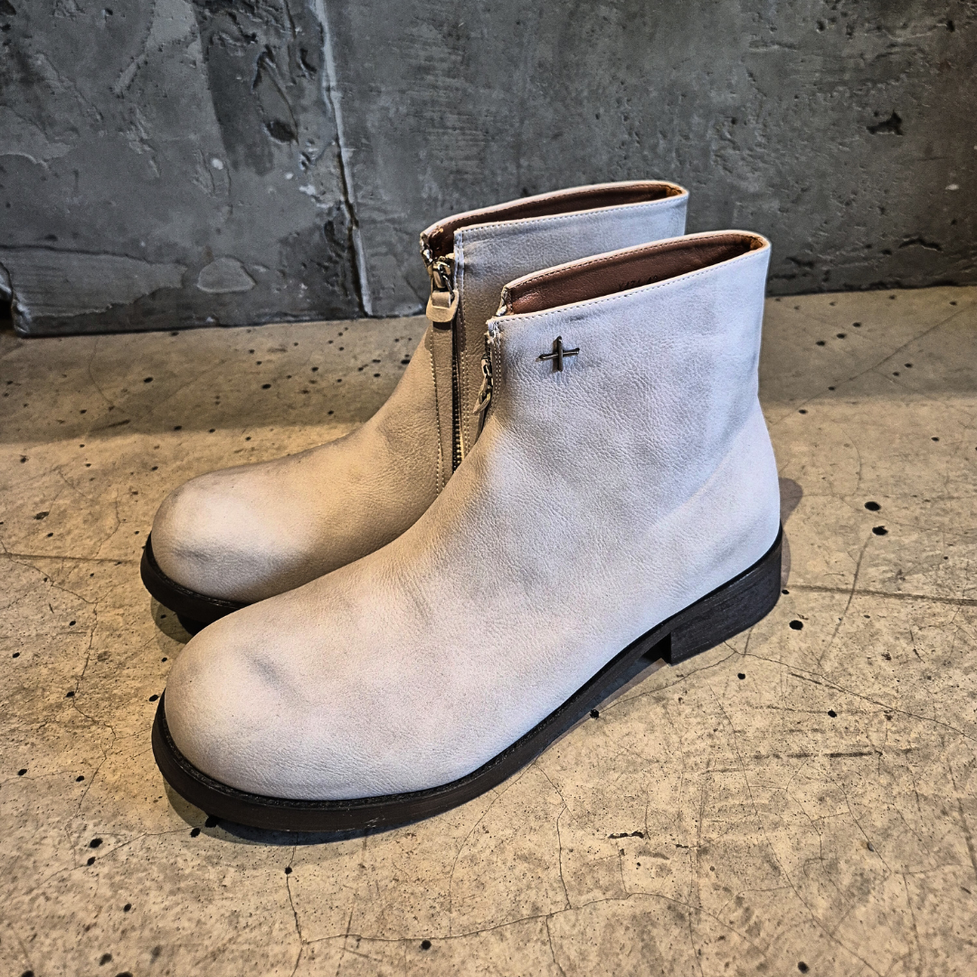 Off-White Cowhide Leather Cross Zip Boots