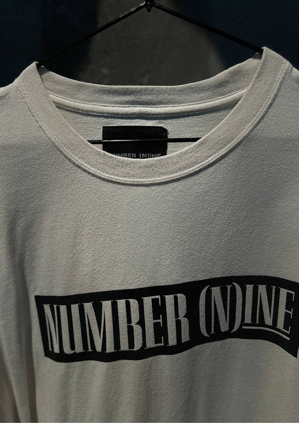 Number (N)ine Logo Long Sleeve Tee – White