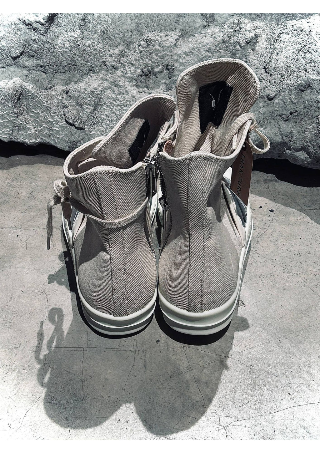 R/W High-Top Sneakers