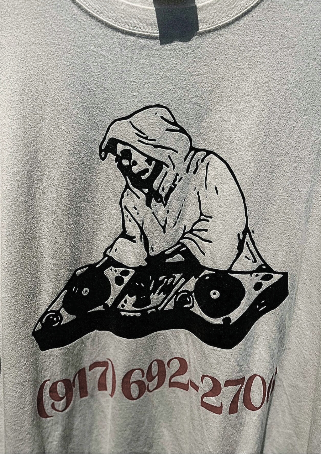 KNOW WAVE - Back view