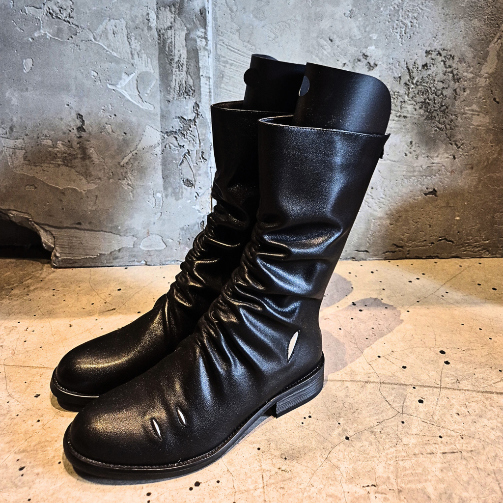 RAZOR SLIT STACKED BOOTS