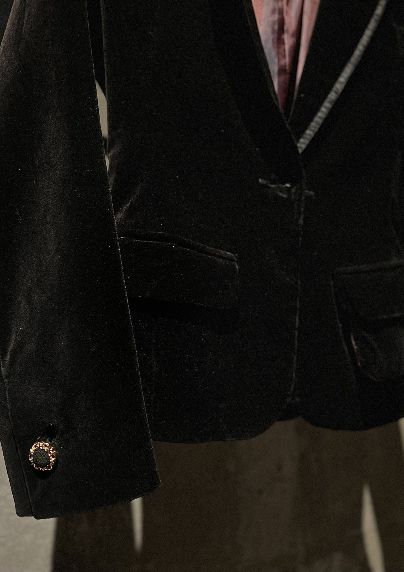 Tornado Mart Dark Velvet Blazer