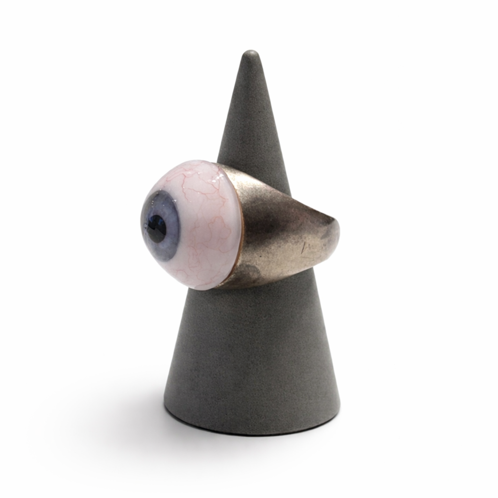 Prosthetic Eye Silver Ring RG000030 - Side view