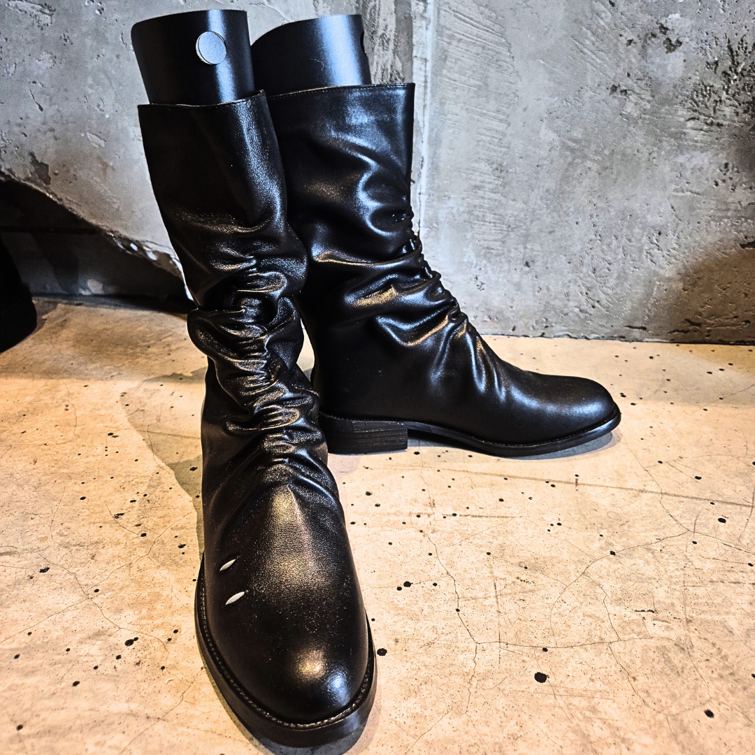 RAZOR SLIT STACKED BOOTS