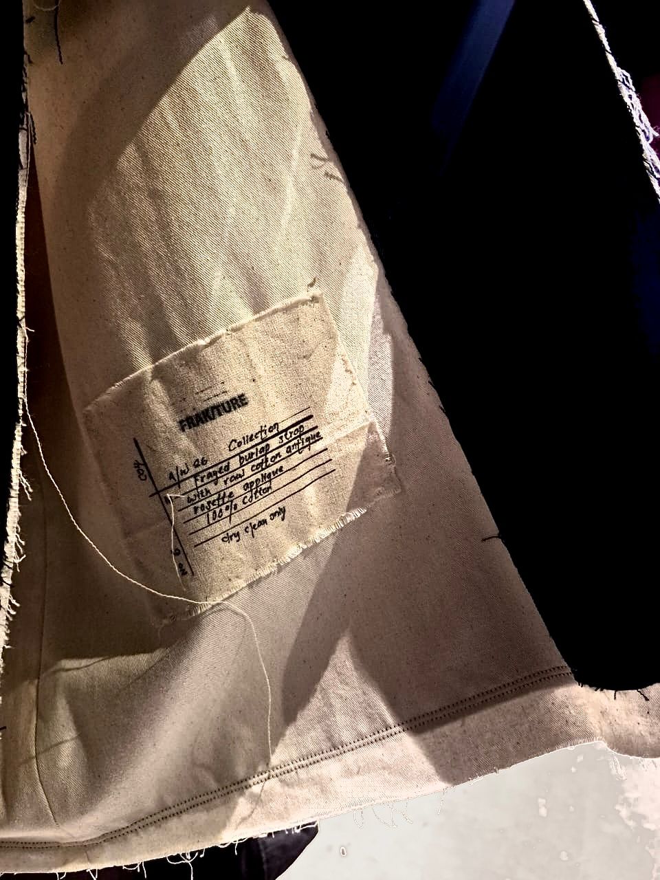 A/W 26 COLLECTION Frayed Burlap Strap Coat
