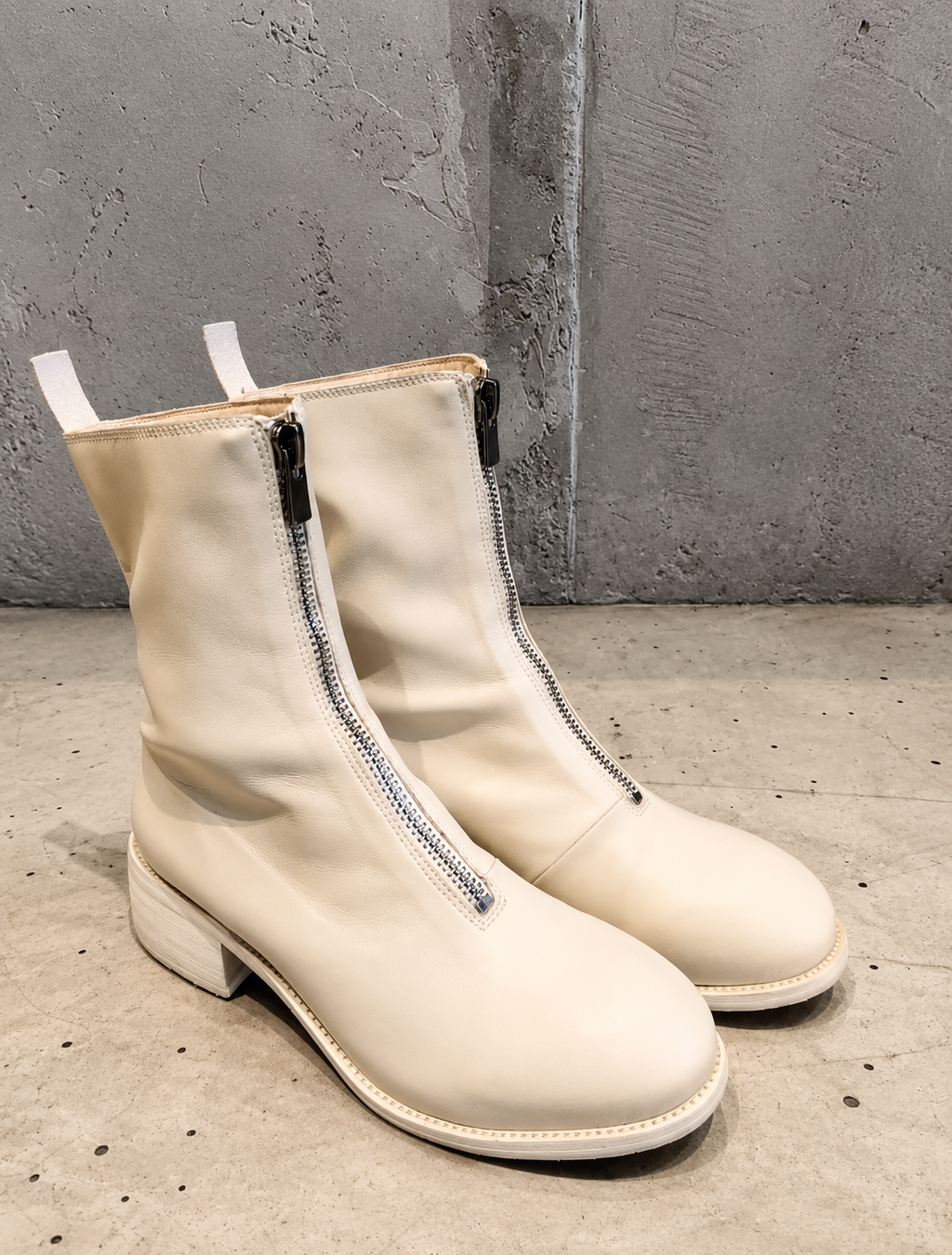Cream Leather Centre-Zip Ankle Boots with Flat Welt Sole